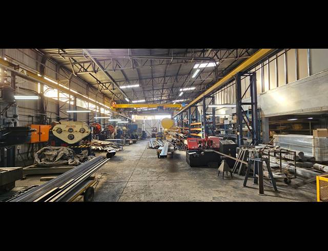 9,130M² WAREHOUSE FOR SALE IN DENVER